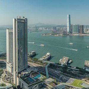 Four Seasons Hotel Hong Kong